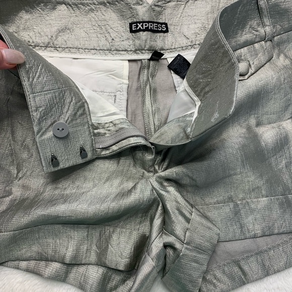 Express silver dress shorts ๐ฅ size 4 - Picture 4 of 5